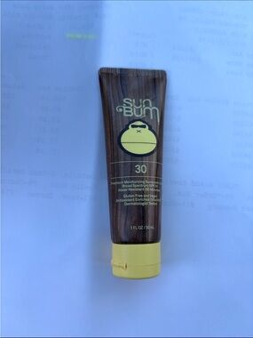 Sun Bum SPF 30 Moisturizing Suncare Lotion - Yellow & Brown brand new!!